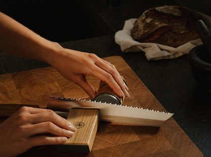 Horl - Brotmesser Eichenholz - Triple Pro Cut Doppelseitig gezahnt