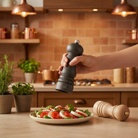 Peugeot - Paris Peper- en Zoutmolen set 18 cm Grafiet en Naturel Peper- en Zoutmolen set Peugeot 